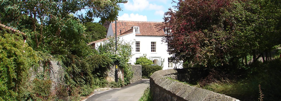 The old barn at Trymwood Self Catering - Bristol - Main shot of house